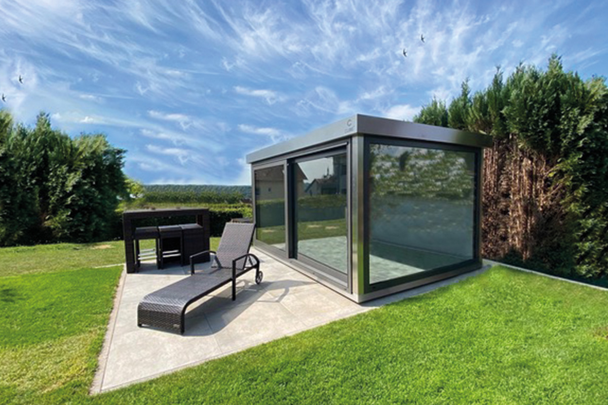 Isoliertes Cube Gartenhaus mit Boden